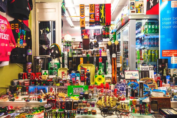 Where to Buy the Best Smoke Shop Supplies Wholesale